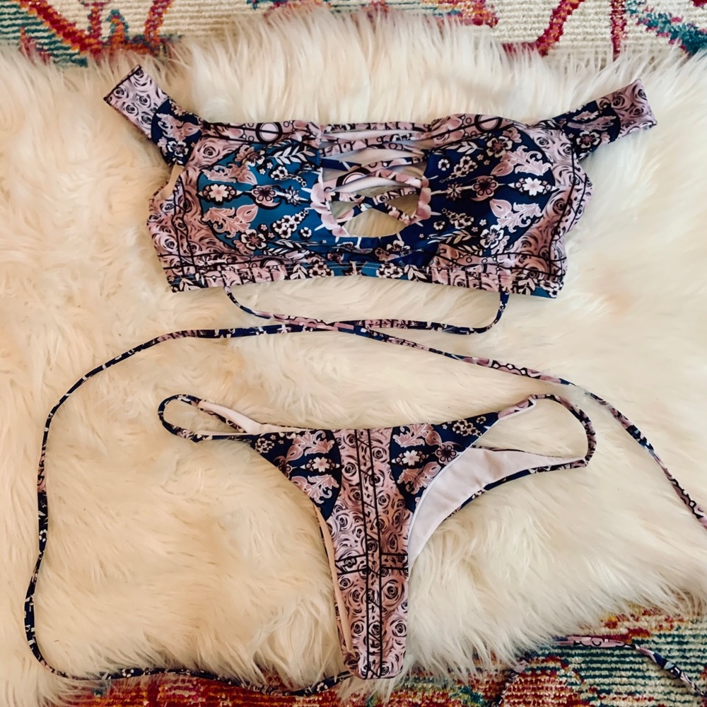 OKETION Off-The-Shoulder Cheeky Bikini